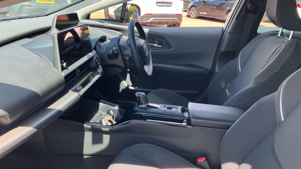 Toyota Prius 2.0 PHEV Design 5dr CVT Hatchback - Image 5