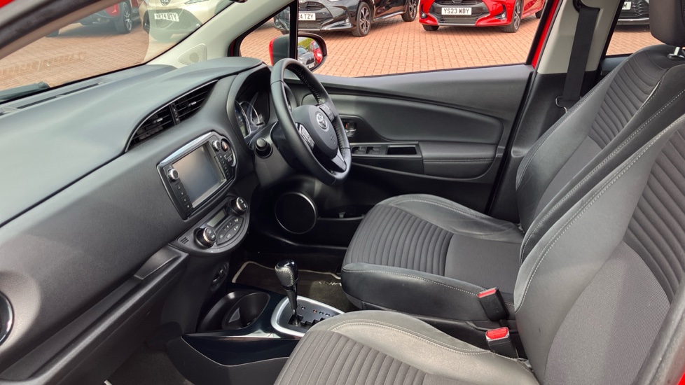 Toyota Yaris 1.5 Hybrid Excel 5dr CVT Hybrid Hatchback - Image 5