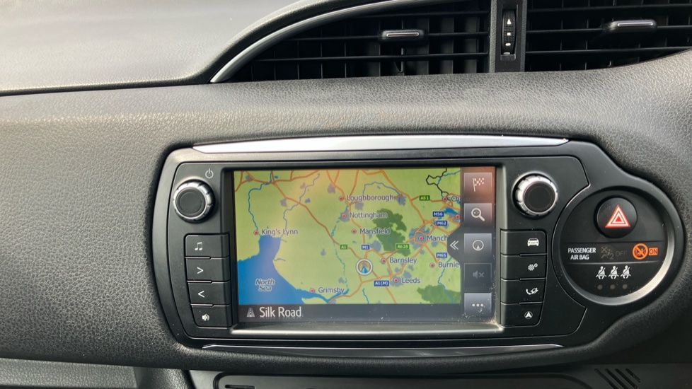 Toyota Yaris 1.5 Hybrid Excel 5dr CVT Hybrid Hatchback - Image 9