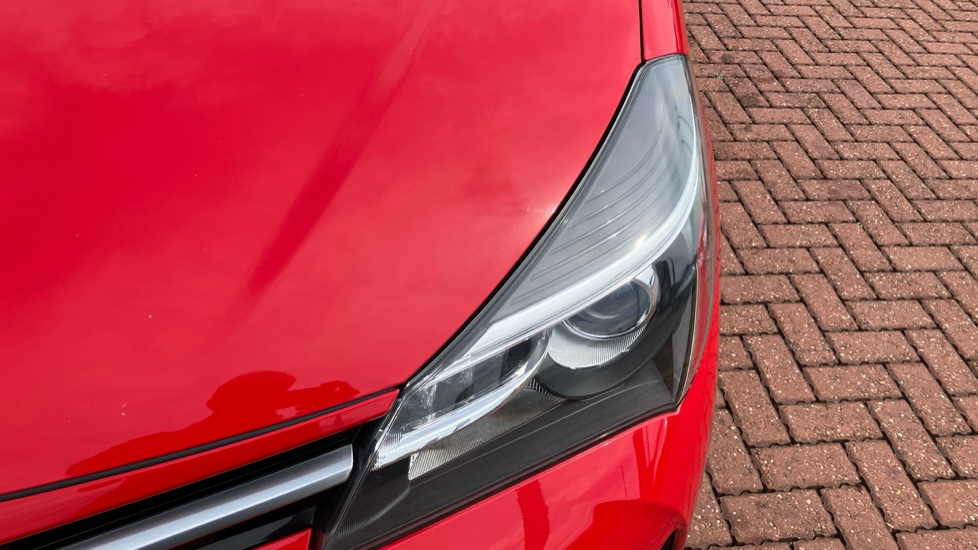 Toyota Yaris 1.5 Hybrid Excel 5dr CVT Hybrid Hatchback - Image 20