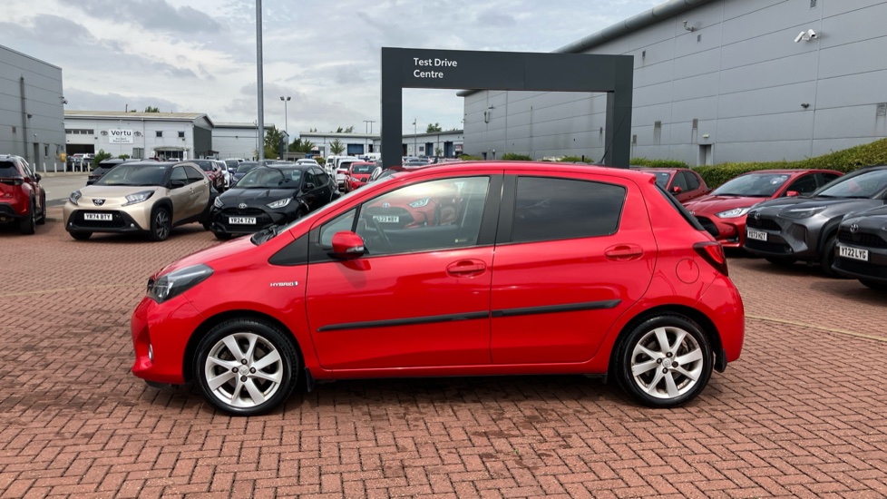 Toyota Yaris 1.5 Hybrid Excel 5dr CVT Hybrid Hatchback - Image 24