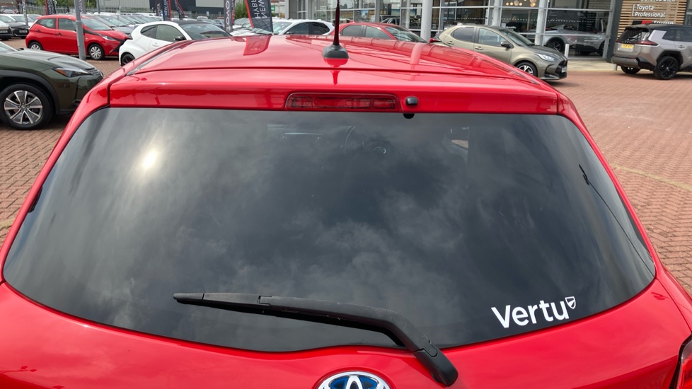 Toyota Yaris 1.5 Hybrid Excel 5dr CVT Hybrid Hatchback - Image 37