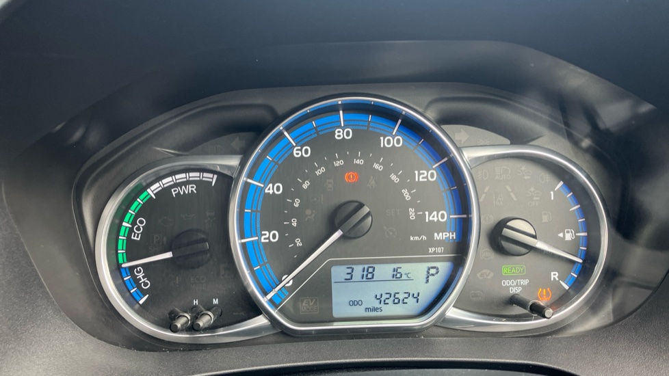 Toyota Yaris 1.5 Hybrid Excel 5dr CVT Hybrid Hatchback - Image 61