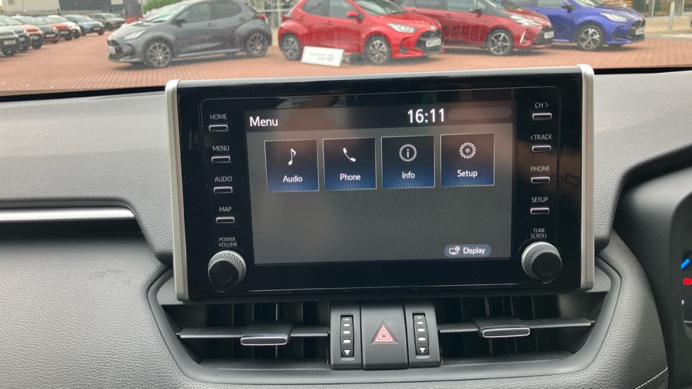 Toyota RAV4 2.5 VVT-i Hybrid Design 5dr CVT Hybrid Estate - Image 9