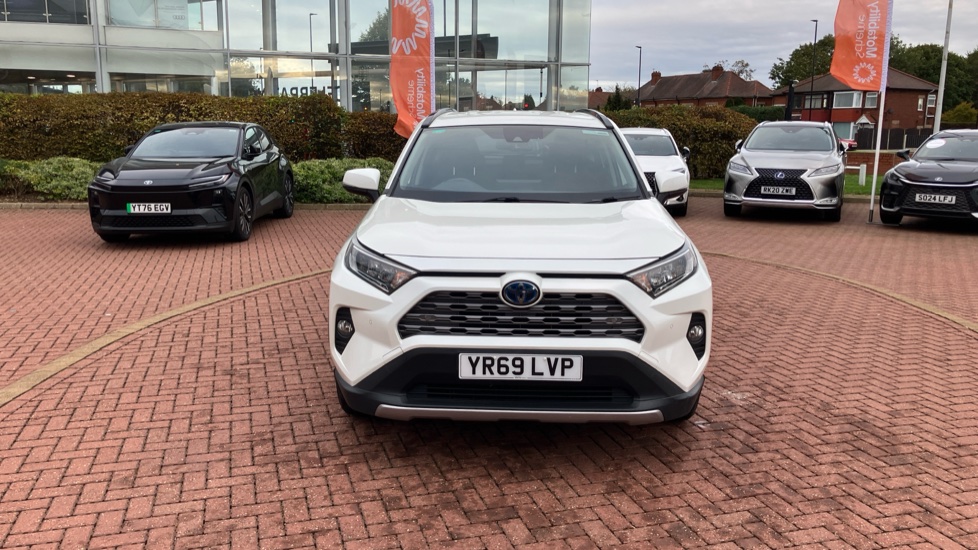 Toyota RAV4 2.5 VVT-i Hybrid Design 5dr CVT Hybrid Estate - Image 43