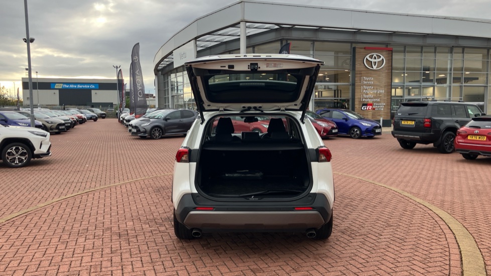 Toyota RAV4 2.5 VVT-i Hybrid Design 5dr CVT Hybrid Estate - Image 56