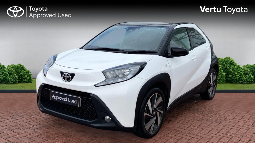 Toyota Aygo X 1.0 VVT-i Edge 5dr Petrol Hatchback - Image 3