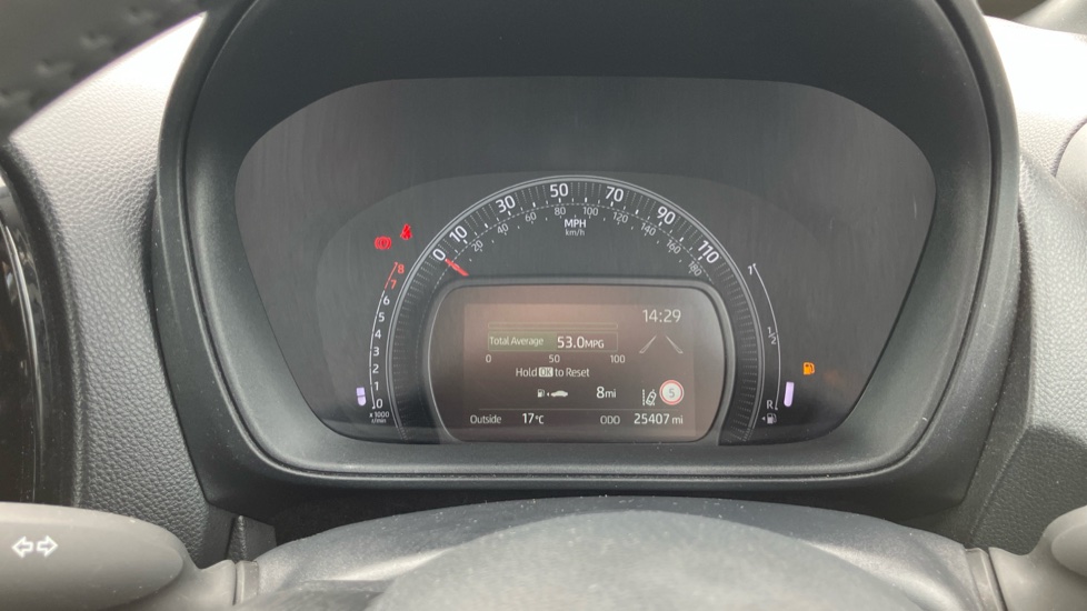 Toyota Aygo X 1.0 VVT-i Edge 5dr Petrol Hatchback - Image 11