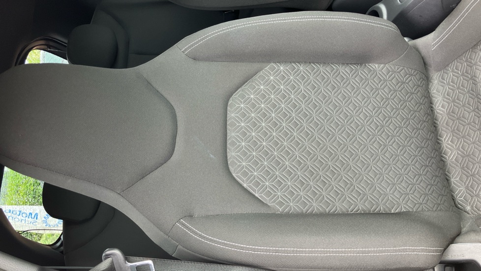Toyota Aygo X 1.0 VVT-i Edge 5dr Petrol Hatchback - Image 14
