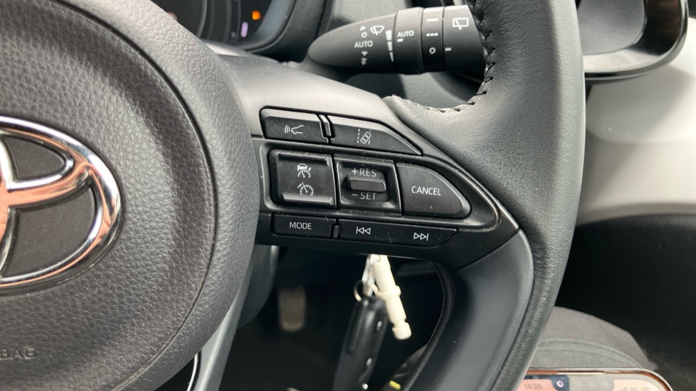Toyota Aygo X 1.0 VVT-i Edge 5dr Petrol Hatchback - Image 29