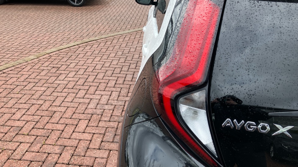 Toyota Aygo X 1.0 VVT-i Edge 5dr Petrol Hatchback - Image 36