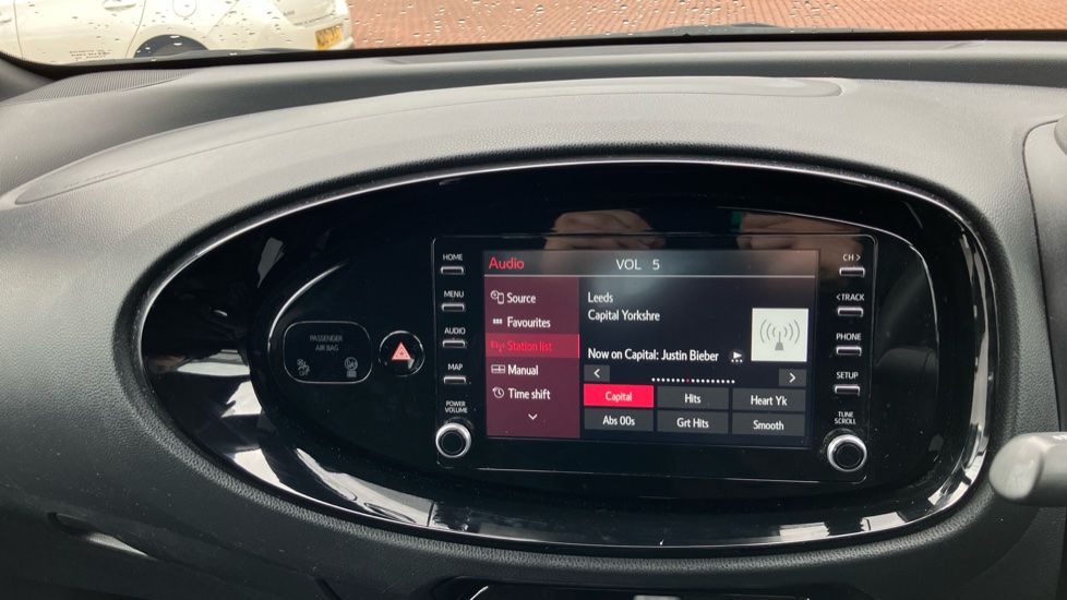 Toyota Aygo X 1.0 VVT-i Edge 5dr Petrol Hatchback - Image 41