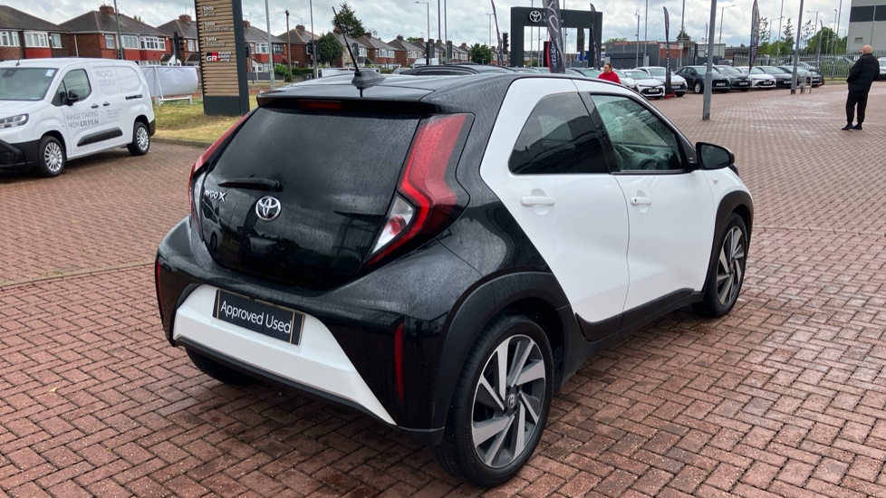 Toyota Aygo X 1.0 VVT-i Edge 5dr Petrol Hatchback - Image 48