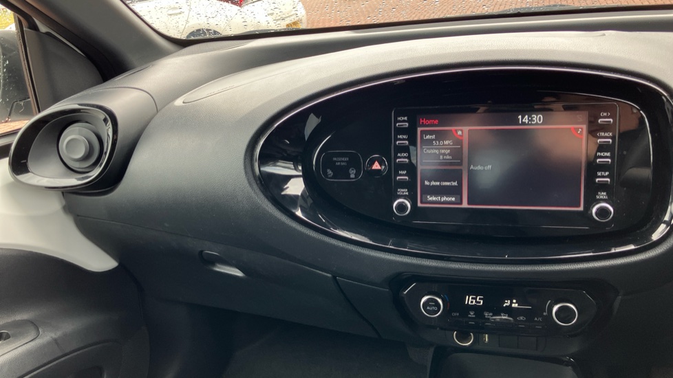 Toyota Aygo X 1.0 VVT-i Edge 5dr Petrol Hatchback - Image 53
