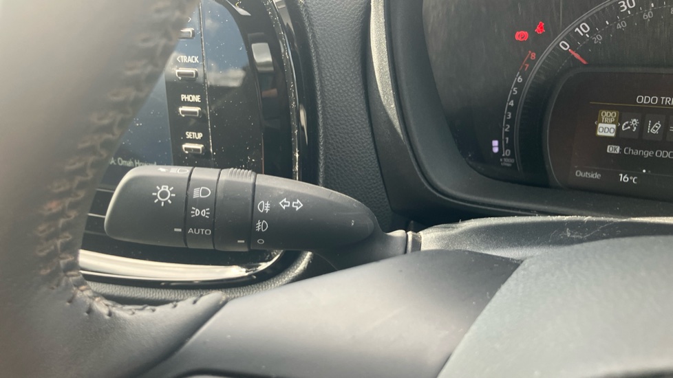 Toyota Aygo X 1.0 VVT-i Edge 5dr Petrol Hatchback - Image 31