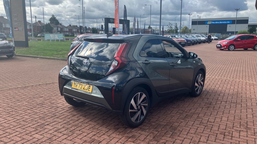 Toyota Aygo X 1.0 VVT-i Edge 5dr Petrol Hatchback - Image 50