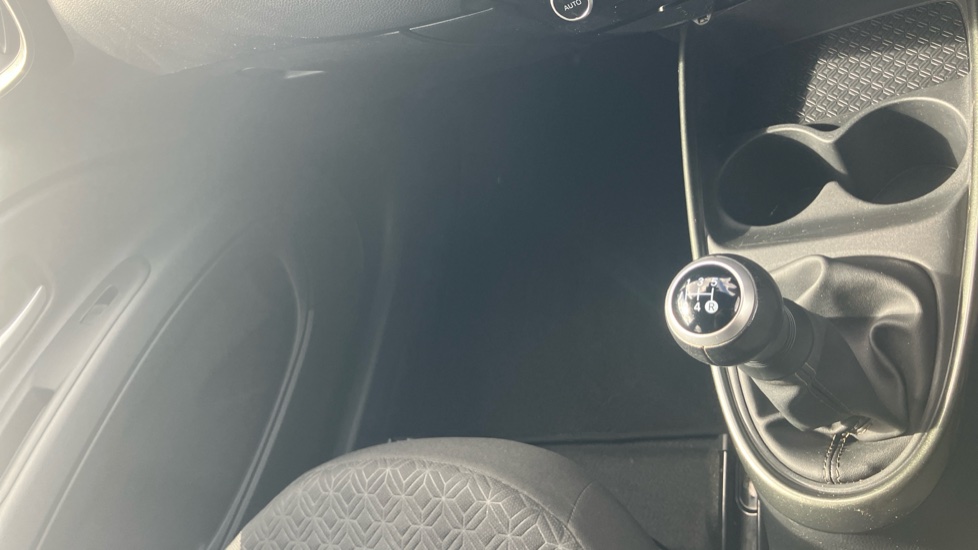 Toyota Aygo X 1.0 VVT-i Edge 5dr Petrol Hatchback - Image 58