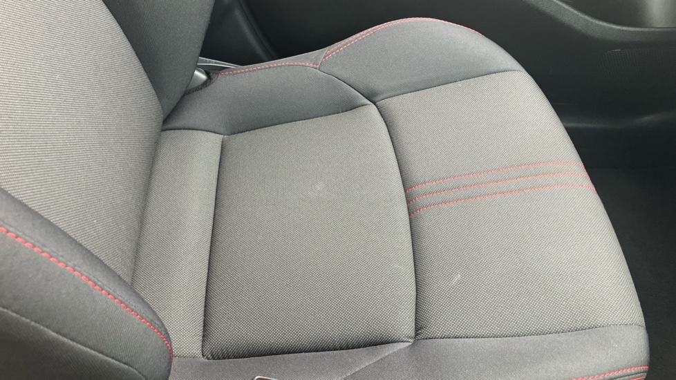 Toyota Yaris 1.5 Hybrid GR Sport 5dr CVT Hybrid Hatchback - Image 27
