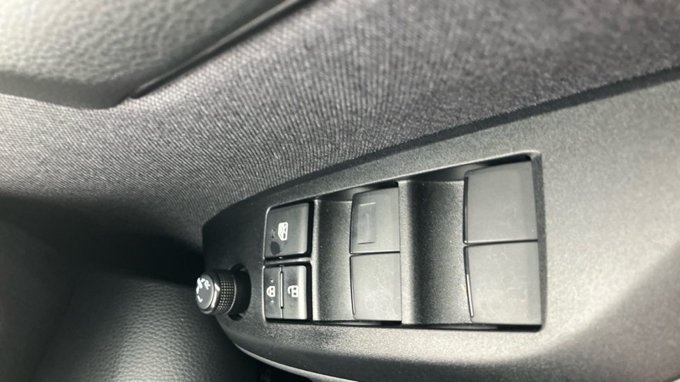 Toyota Yaris 1.5 Hybrid GR Sport 5dr CVT Hybrid Hatchback - Image 30