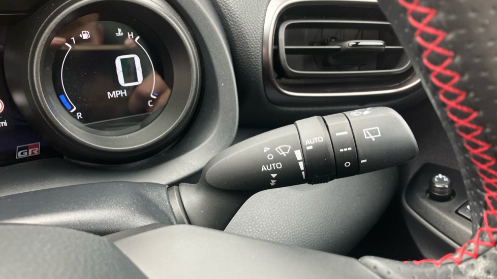 Toyota Yaris 1.5 Hybrid GR Sport 5dr CVT Hybrid Hatchback - Image 32