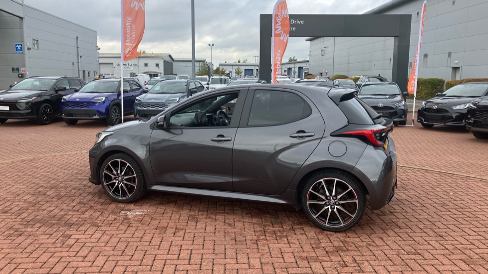Toyota Yaris 1.5 Hybrid GR Sport 5dr CVT Hybrid Hatchback - Image 47