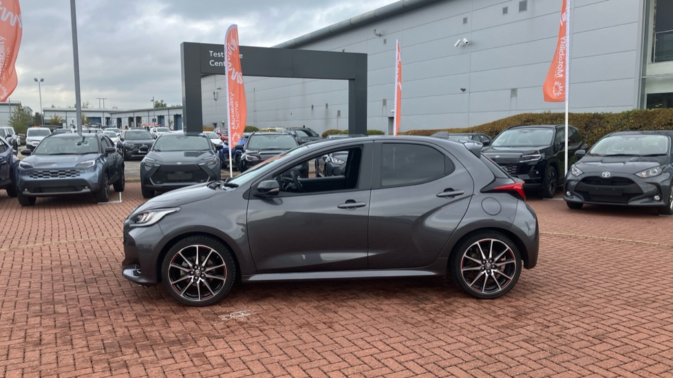 Toyota Yaris 1.5 Hybrid GR Sport 5dr CVT Hybrid Hatchback - Image 48