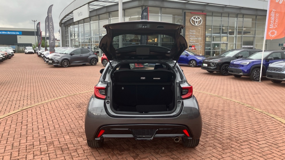 Toyota Yaris 1.5 Hybrid GR Sport 5dr CVT Hybrid Hatchback - Image 52