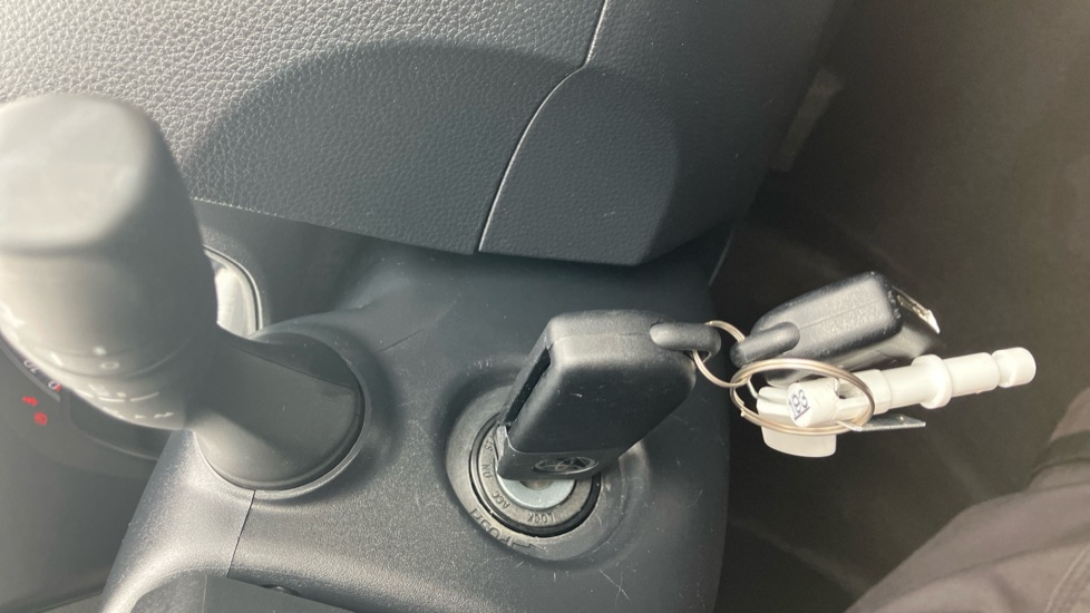 Toyota Aygo X 1.0 VVT-i Edge 5dr Auto Petrol Hatchback - Image 16