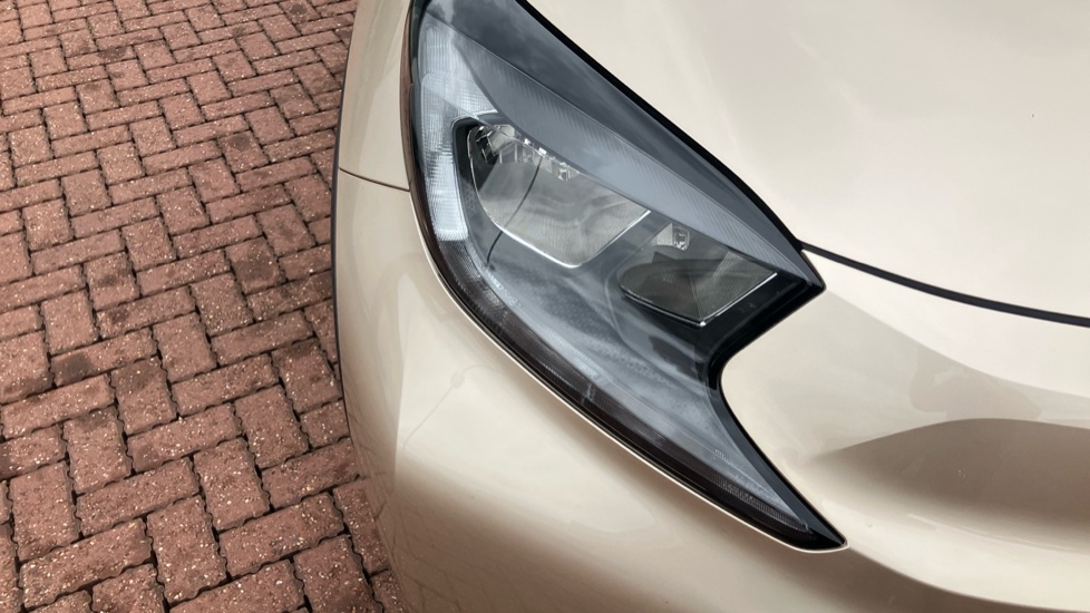 Toyota Aygo X 1.0 VVT-i Edge 5dr Auto Petrol Hatchback - Image 20