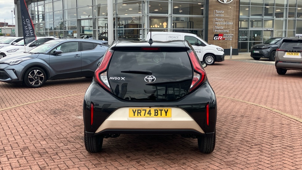 Toyota Aygo X 1.0 VVT-i Edge 5dr Auto Petrol Hatchback - Image 26
