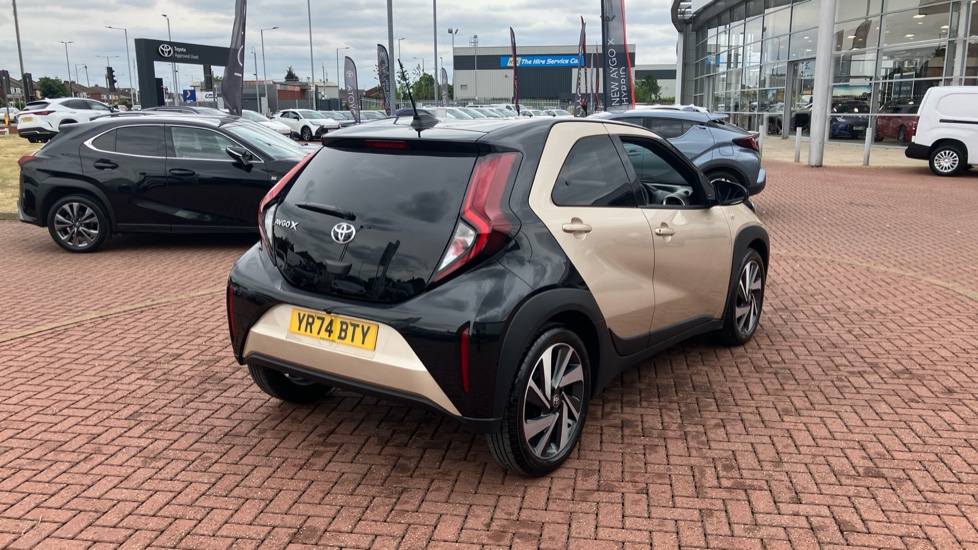Toyota Aygo X 1.0 VVT-i Edge 5dr Auto Petrol Hatchback - Image 44