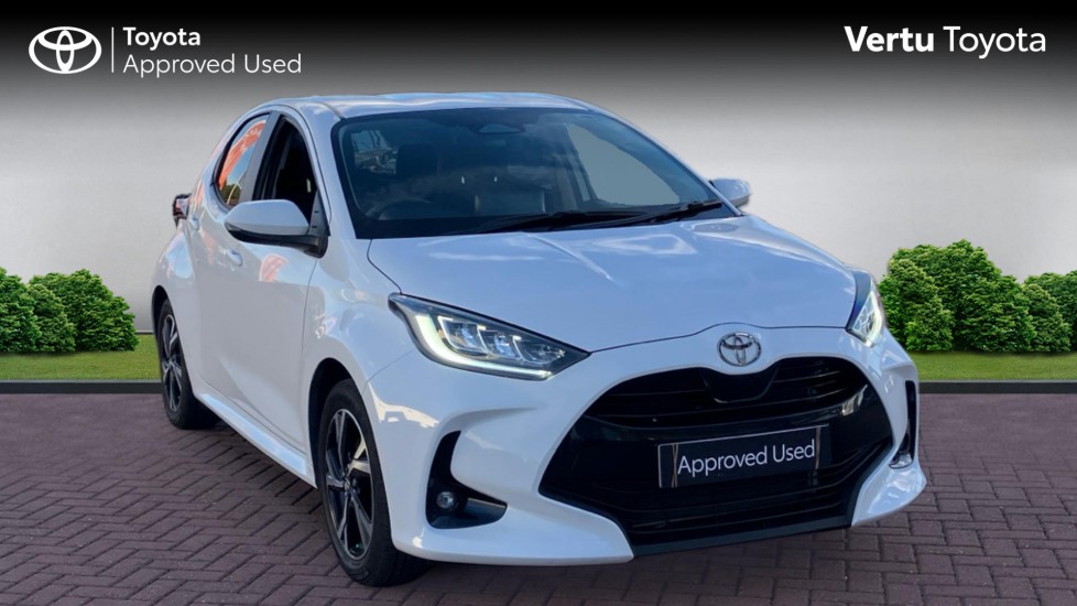Toyota Yaris 1.5 Hybrid Design 5dr CVT Hybrid Hatchback - Image 1