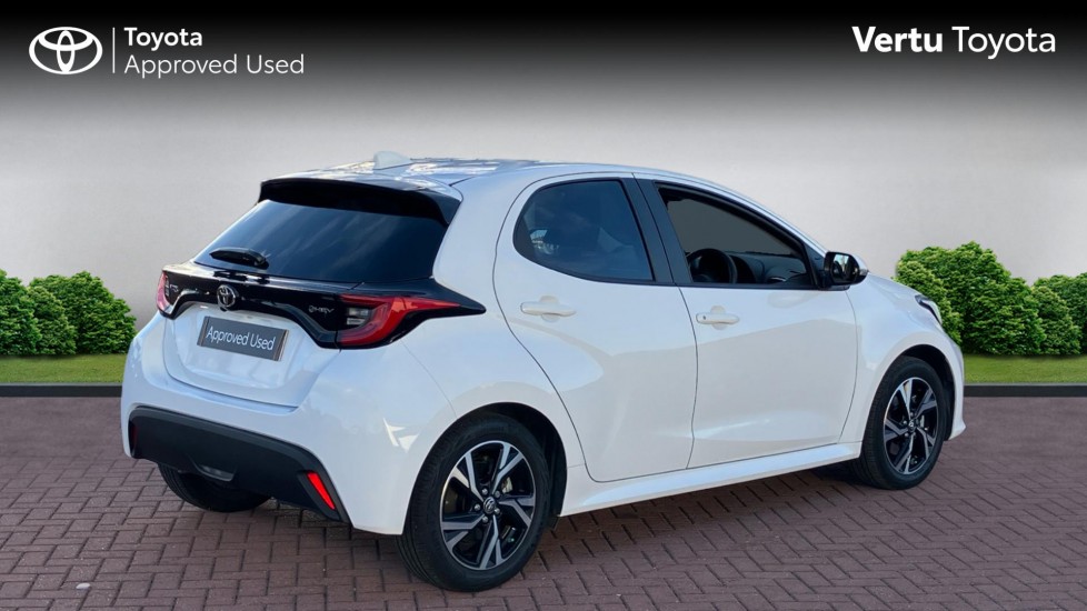 Toyota Yaris 1.5 Hybrid Design 5dr CVT Hybrid Hatchback - Image 2