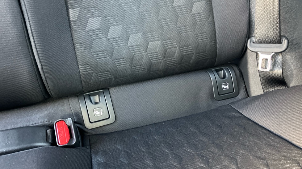 Toyota Yaris 1.5 Hybrid Design 5dr CVT Hybrid Hatchback - Image 14