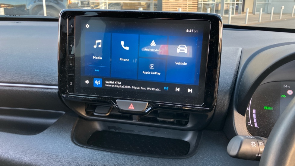 Toyota Yaris 1.5 Hybrid Design 5dr CVT Hybrid Hatchback - Image 35