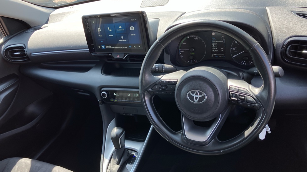 Toyota Yaris 1.5 Hybrid Icon 5dr CVT Hybrid Hatchback - Image 6