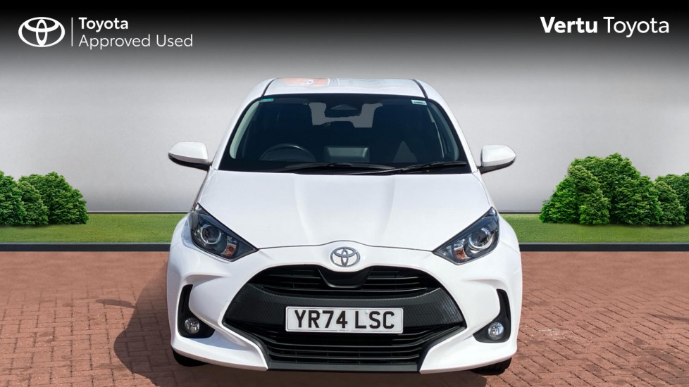 Toyota Yaris 1.5 Hybrid Icon 5dr CVT Hybrid Hatchback - Image 22
