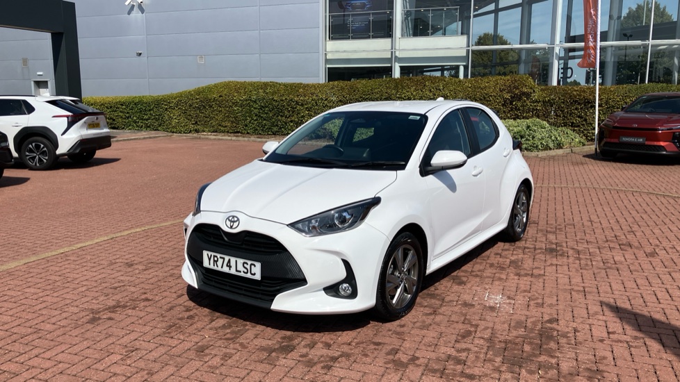 Toyota Yaris 1.5 Hybrid Icon 5dr CVT Hybrid Hatchback - Image 43