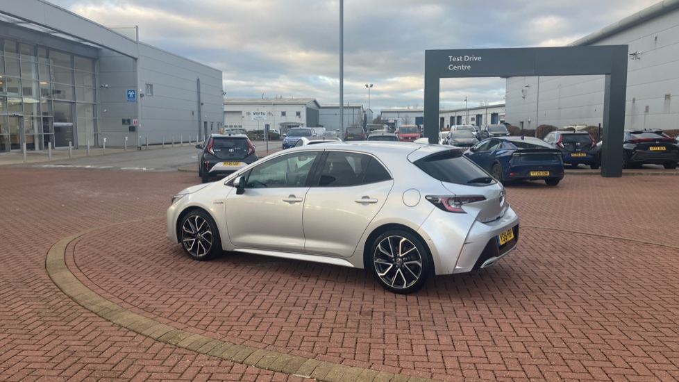 Toyota Corolla 2.0 VVT-i Hybrid Excel 5dr CVT Hybrid Hatchback - Image 30