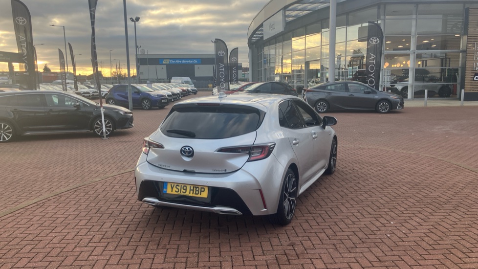 Toyota Corolla 2.0 VVT-i Hybrid Excel 5dr CVT Hybrid Hatchback - Image 35