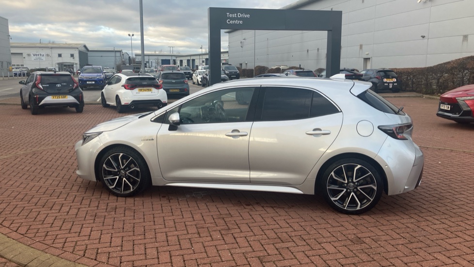 Toyota Corolla 2.0 VVT-i Hybrid Excel 5dr CVT Hybrid Hatchback - Image 37