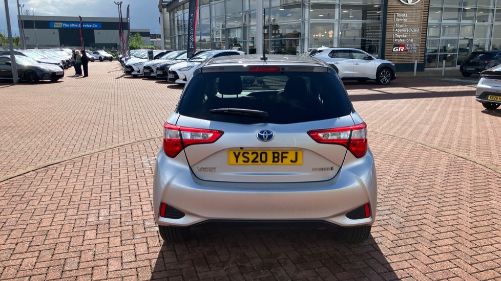 Toyota Yaris 1.5 Hybrid Y20 5dr CVT [Bi-tone] Hybrid Hatchback - Image 45