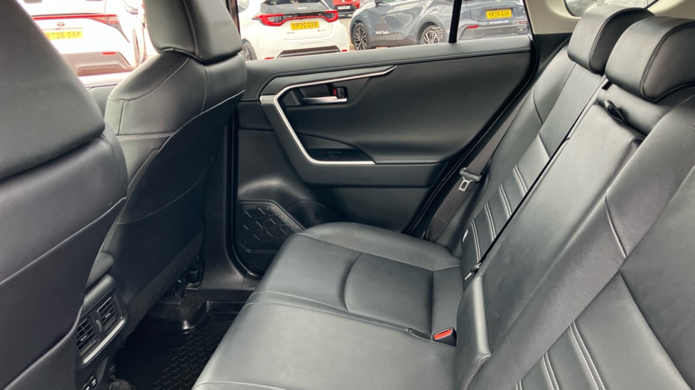 Toyota RAV4 2.5 VVT-i Hybrid Excel 5dr CVT Hybrid Estate - Image 15