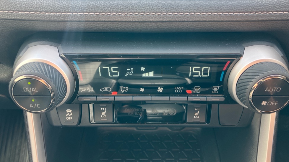 Toyota RAV4 2.5 VVT-i Hybrid Excel 5dr CVT Hybrid Estate - Image 34