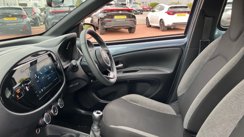 Toyota Aygo X 1.0 VVT-i Pure 5dr Petrol Hatchback - Image 5