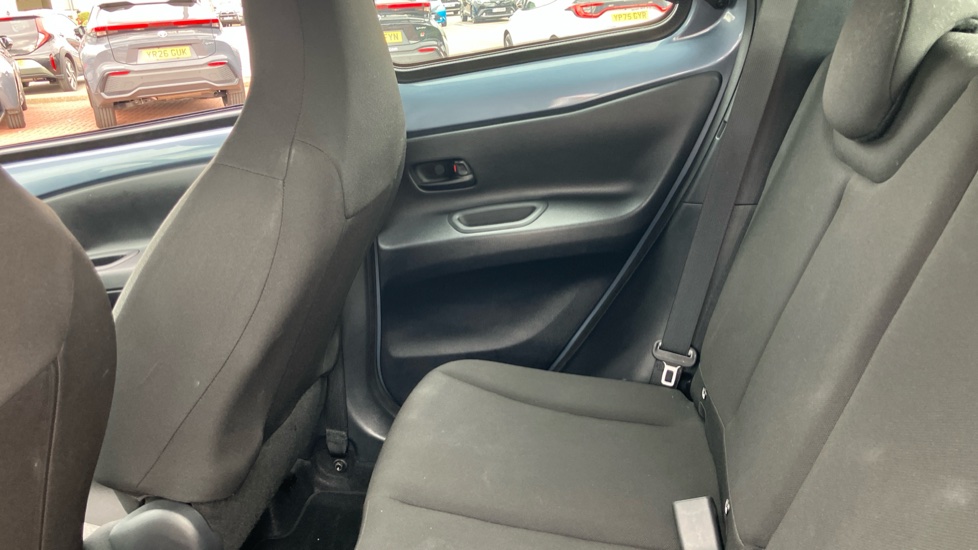 Toyota Aygo X 1.0 VVT-i Pure 5dr Petrol Hatchback - Image 15