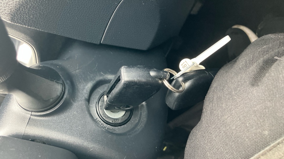 Toyota Aygo X 1.0 VVT-i Pure 5dr Petrol Hatchback - Image 16