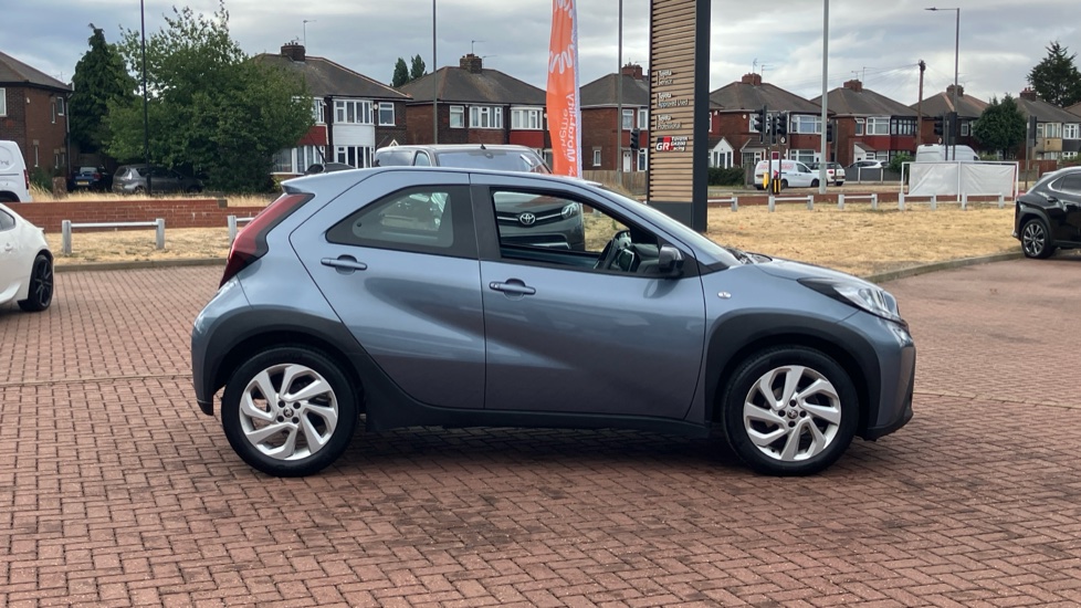 Toyota Aygo X 1.0 VVT-i Pure 5dr Petrol Hatchback - Image 23