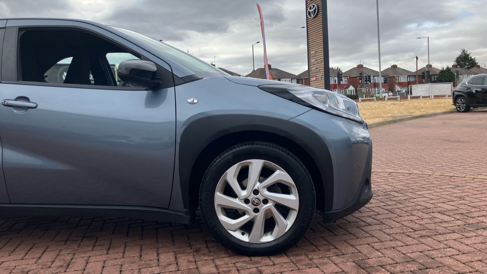 Toyota Aygo X 1.0 VVT-i Pure 5dr Petrol Hatchback - Image 25