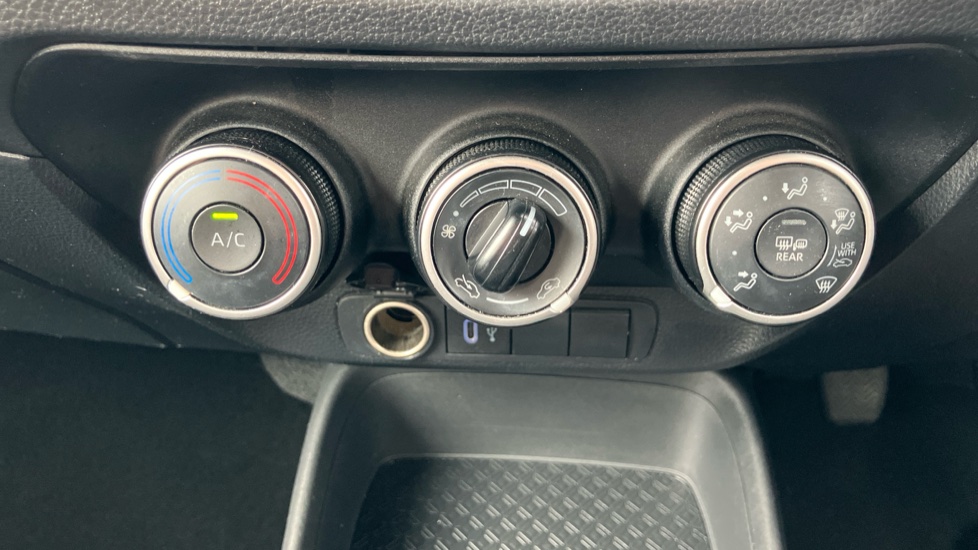 Toyota Aygo X 1.0 VVT-i Pure 5dr Petrol Hatchback - Image 33